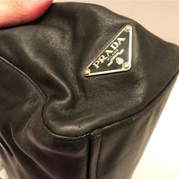 Prada black leather handbag w/ cards - Picture 6 of 11